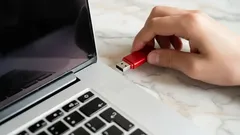 Co dělat, když počítač nevidí flash disk: jednoduchý návod krok za krokem